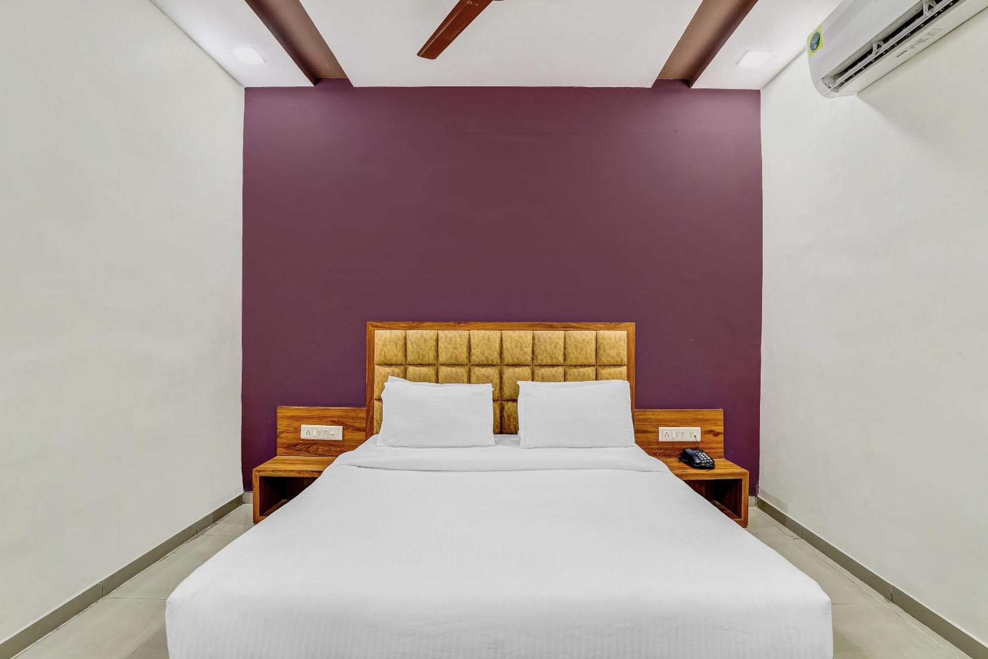 Capital O Maple View Hotel Naroda Luaran gambar